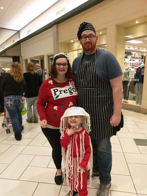 Prego Halloween Costumes Family, Halloween Costumes For Family Of 3 And Pregnant Mom, Prego Sauce Halloween Costumes, Prego Halloween Costumes, Family Halloween Costumes Pregnant Mom, Prego Costume, Pregnant Halloween Costumes Family, Spaghetti Costume, Meatball Costume