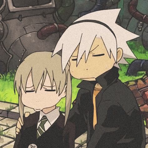 Maka And Soul Official Art, Maka And Soul Matching Pfps, Soul Eater Evans X Maka, Make And Soul Fanart, Maka Pfp Gif, Soul Eater Oc Base, Maka Icons Soul Eater, Soul And Maka Matching Pfp, Soul And Maka Pfp