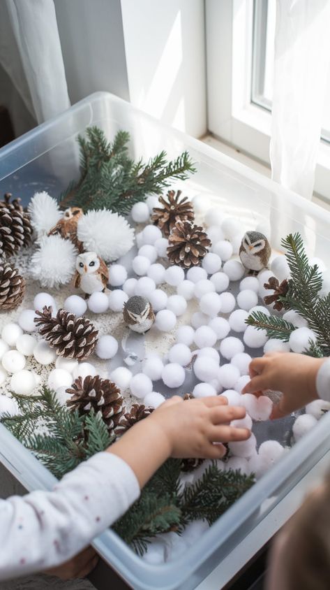 Gingerbread Sensory Bin, Gingerbread Sensory, Pretend Snow, Sensory Table Ideas, Christmas Sensory Bin, Winter Sensory Bin, Christmas Science Experiments, Sensory Bin Ideas, Winter Sensory