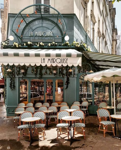 Paris • France 🇫🇷 on Instagram: “La Marquise ❤️ 📸 @annemaudette” France Cafe Interior, Bistro Exterior, French Restaurant Design, Parisian Cafe Aesthetic, Paris Cafe Interior, Patio Vibes, France Restaurant, French Coffee Shop, France Cafe