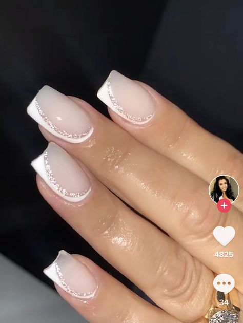 Nail Designs Silver And White, Biab Nails White Design, Nail Inspo White And Silver, Silver And White Ombre Nails, Square Biab Nail Design, Prom Nails Square Short, White Biab Nail Designs, White And Silver Short Nails, Square Builder Gel Nails