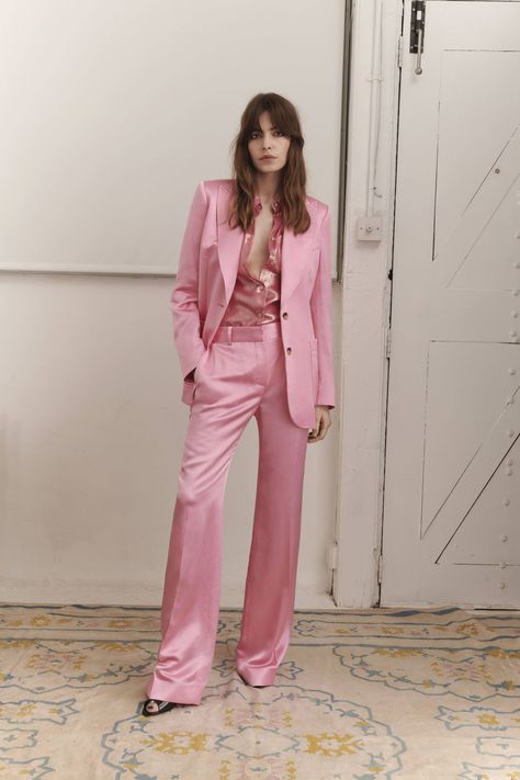 Womens Suits Wedding, Formal Pantsuits For Women, Evening Pant Suits, Pink Suits Women, Spring Wedding Guest Attire, Dressy Pant Suits, Pink Suits, Fame Dr Clothes, Bella Freud