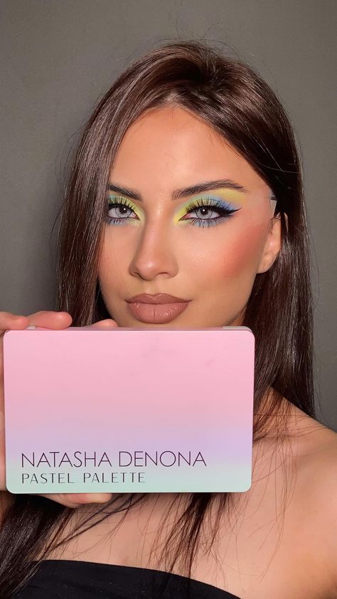 Natasha Denona Pastel Palette, Natasha Denona Pastel Palette Looks, Experimental Makeup, Pastel Palettes, Pastel Eyeshadow, Mini Pastel, Natasha Denona, Pastel Palette, Spring Makeup