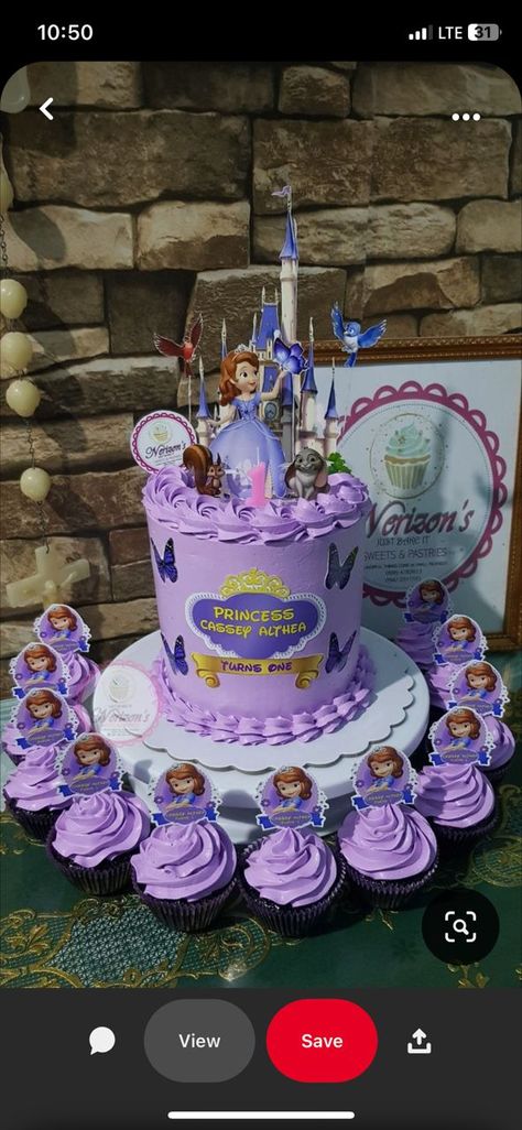 Sofia First Cake, Princess Sofia Cake Design, Sophia Cake Ideas, Sofia The First Birthday Cake Ideas, Sofia The First Party Ideas, Sofia Theme Birthday Party Decorations, Sofia Cake Ideas, Sofia The First Birthday Party Cake, Sophia Cake Design