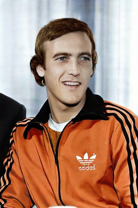 Johan Neeskens, Johan Cruyff, Dutch Masters, Best Football Players, Football Photos, Face Images, Vintage Football, World Star, Football Players