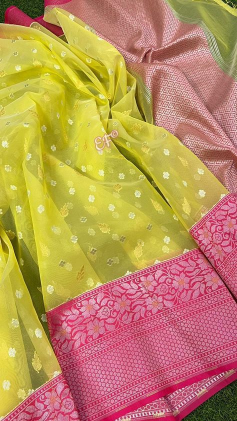 Banarasi Kora Sarees Kora Sarees, Pakistan Dress, New Saree Designs, Saree Designs Party Wear, Blouse Hand Designs, Elegant Saree, Fancy Blouses, Blouse Price, Fancy Blouse Designs