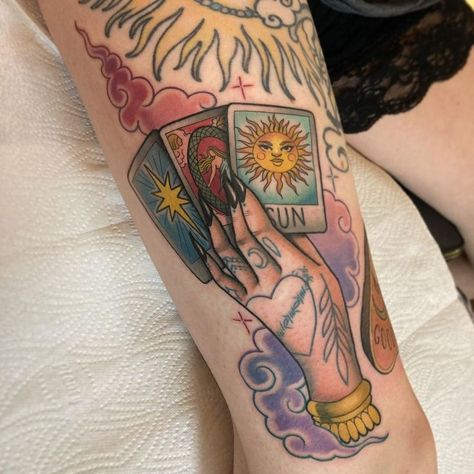 Halloween Tattoos - Witchy Love by @bootattoo89 ~.~ Traditional Witchy Tattoos, Tattoos Witchy, Fingerprint Heart Tattoos, Beetlejuice Tattoo, Colour Tattoo For Women, Fingerprint Heart, Colour Tattoo, Neotraditional Tattoo, Candle Tattoo