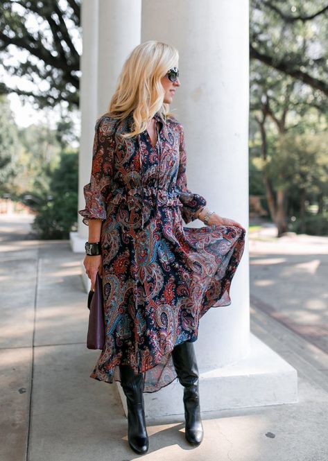 Paisley Dress Outfit, Paisley Pattern Dress, Autumn Fashion Work, Paisley Fashion, Dallas Fashion, Olivia Palermo, Paisley Dress, Casual Winter Outfits, From Instagram