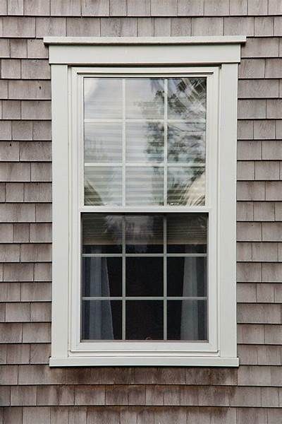 Trim Gallery - Rhode Island Roofing, Window Replacement and Siding ... Exterior Window Header, Bay Window Exterior Trim, Farmhouse Exterior Window Trim, Window Molding Trim Exterior, Outside Window Trim Ideas, Exterior Window Frame, Outdoor Window Trim, Exterior Window Molding, Exterior Window Trim Ideas