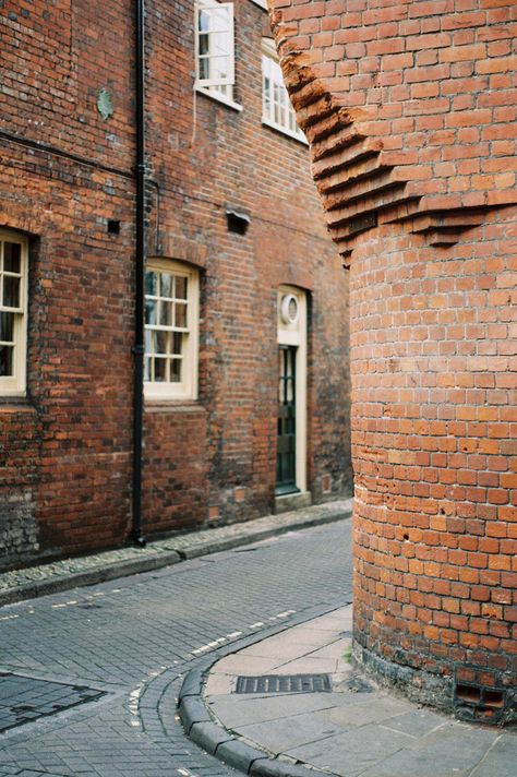 Winchester, England, United Kingdom (?) (by  >rozzy's) Brick Inspiration, Winchester England, Brick Detail, Brick Architecture, Brick And Mortar, Brick And Stone, Brickwork, Red Bricks, Exterior Brick