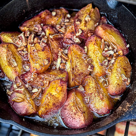 Traeger Smoked Cinnamon Peaches With Pecans Dessert Smoked Pears, Smoked Peanuts Recipe, Smoked Peach Cobbler, Candied Peaches, Smoked Peaches Dessert, Smoked Bourbon Peach Cobbler, Smoked Fruits In Smoker, Cinnamon Peaches, Smoked Whole Chicken