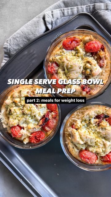 Devika Sharma | Dietitian on Instagram: "Single serve meal prep bowls - part 2🥫Sundried tomato, feta & pesto chicken. Full details in caption! 👇🏼 ♥️ Like/save or share to let me know you find this mini series helpful! 🙋🏻‍♀️So many of you loved my previous reel (part 1: lasagna cups), I’m sharing another idea to help with meal prep. The reason I love single serve is that it requires less clean up & while these are in the oven, I can prepare something another meal. 🍅Sundried tomato, Feta & Pesto Chicken Bowls (serves 3) ➕0.75c basmati rice, uncooked ➕10.5oz chicken breast, raw ➕2.25 tbsp pesto ➕3 tbsp Greek Yogurt, non-fat, plain ➕1.5c chicken stock ➕2.25tbsp sundried tomato ➕8 tbsp feta, reduced fat ➕0.75c grape tomato ➕Salt & pepper to taste 🔪Preheat oven to 350F. Place 3 oven safe Feta Sundried Tomato Chicken, Meal Prep Single Serve Bowls, Pyrex Meal Prep Recipes, Pyrex Meal Prep, Pyrex Bowl Meal Prep, Glass Bowl Meal Prep, Single Serve Glass Bowl Meal Prep, Single Serve Meal Prep, Feta Pesto