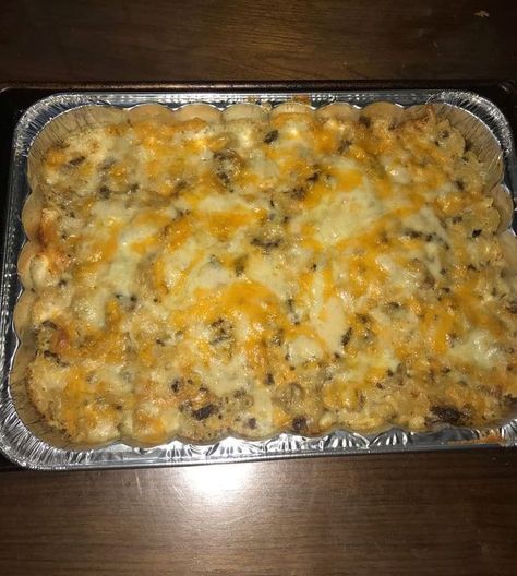 Hamburger Supreme Casserole, Hamburger Casserole, Ground Beef Dishes, Beef Pasta, Beef Casserole Recipes, Hamburger Meat, Hamburger Recipes, Pan Recipes, Favorite Meals