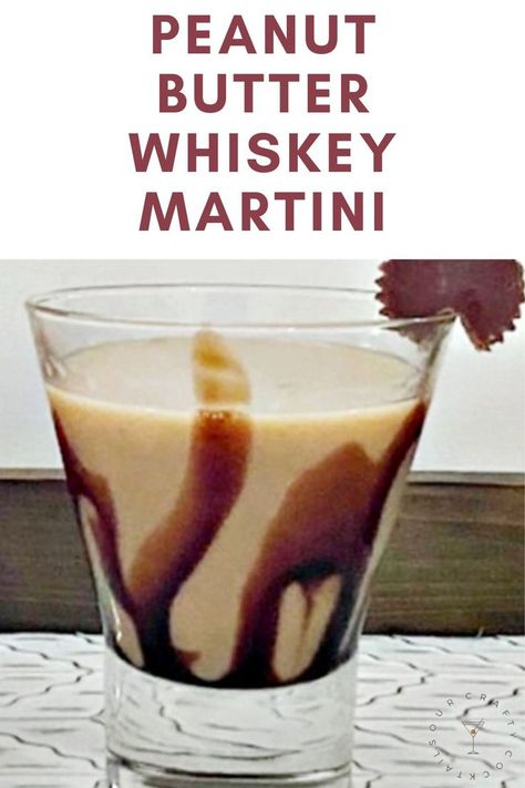 Chocolate Peanut Butter Cocktail, Skrewball Peanut Butter Whiskey Balls, Peanut Butter Martini Recipes, Chocolate Peanut Butter Martini, Screwball Martini, Drinks With Peanut Butter Whiskey, Peanut Butter Whisky Drinks, Chocolate Whiskey Drinks, Chocolate Drinks Alcohol