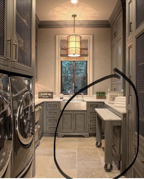 Gömda Rum, House Laundry Room, Pantry Laundry Room, Dream Laundry Room, Mudroom Laundry Room, Laundry Room Layouts, Laundry Room Renovation, Small Kitchen Remodel, Modern Laundry Rooms