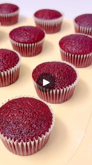 Frosting Cake, Cream Cheese Frosting Cake, Red Velvet Cupcake, Recipe Baking, Filipino Desserts, Pot Luck, Velvet Cupcakes, Frosting Recipe, Red Velvet Cupcakes