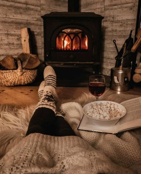 Winter Fireplace, Cozy Winter Cabin, Fireplace Sitting Area, Christmas Shoot, Cozy Chair, Cosy Winter, Winter Cabin, Cabin Life, Autumn Cozy