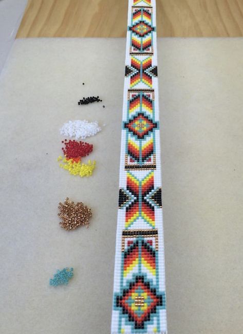 Bead Loom Lanyard Patterns, Bead Loom Patterns Native, Beaded Belts Patterns, Beaded Gloves, Miyuki Beads Pattern, Beaded Hat Bands, Native American Beadwork Patterns, Seed Bead Jewelry Patterns, Bead Loom Designs