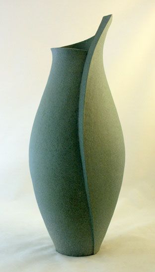 Kay Stratford - Swirl 1, Coiled Stoneware, 760mm high Slabbing Pottery, Kay Stratford, Easy Clay Sculptures, Ceramic Vases Design, Ceramic Sculpture Figurative, Pottery Design, Ceramic Vessels, Contemporary Pottery, Organic Ceramics