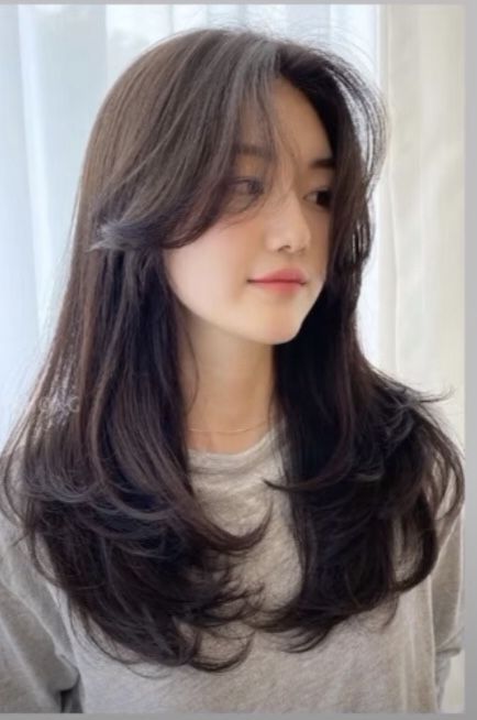 Korean Hairstyles, Haircuts For Medium Length Hair, Hairstyle Trends, Trendy Hairstyle, Hair Haircut, Hairstyles For Women, Korean Hairstyle, Hair Care Tips, Womens Haircuts