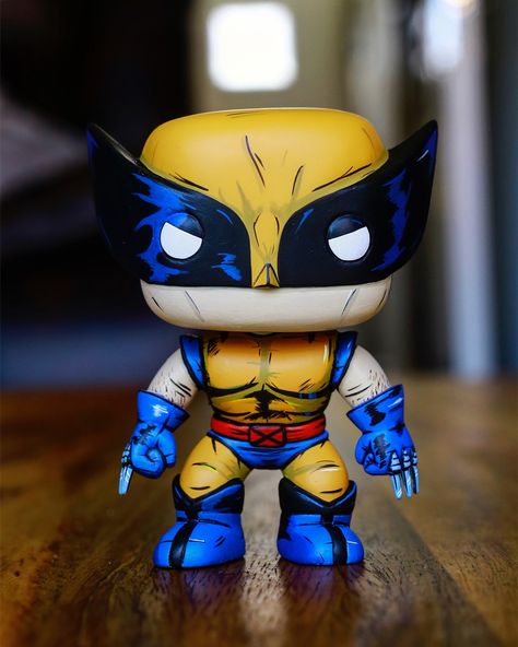 Custom Funko Pop Wolverine by @abbernaffy_customs Wolverine Funko Pop, Avengers Anime, Pop Shelf, Pop Background, Funko Pop List, Funko Pop Display, Pop Figurine, Pop Custom, Funko Pop Dolls