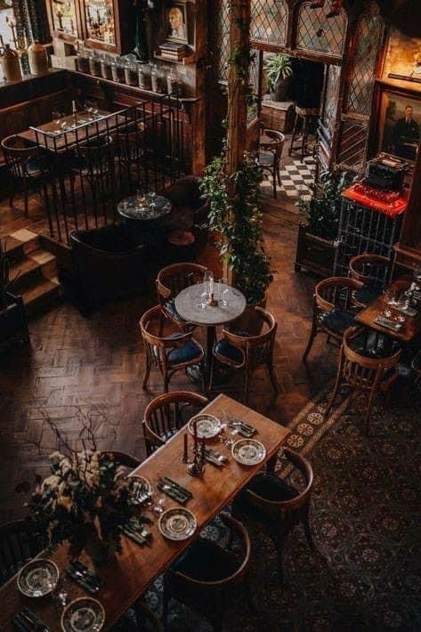 Italian Coffee Shop Aesthetic, Vintage Bar Aesthetic, Vintage Cafe Aesthetic, Gothic Cafe, Bistro Aesthetic, Victorian Cafe, European Cafe Interior, Pub Aesthetic, Cozy Pub