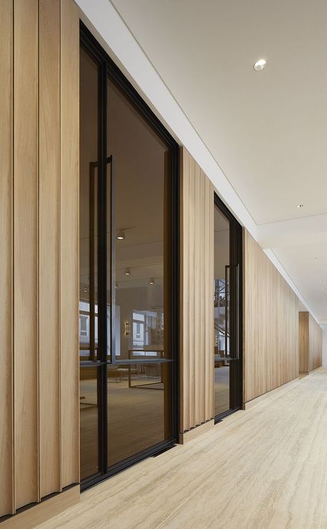 25 Savile Road is a refurbished six-storey office block in Mayfair and the headquarters of Derwent. The scheme was designed by Piercy & Co. who drew their inspiration from the Japanese philosophy of simple, subtle and unobtrusive beauty. #architecture #interiordesign #metal #design #texture Glass Wall Office, Office Block, Saville Row, Glass Partition Wall, Commercial Office Design, Church Office, Office Partition, Glass Doors Interior, Luxury Office