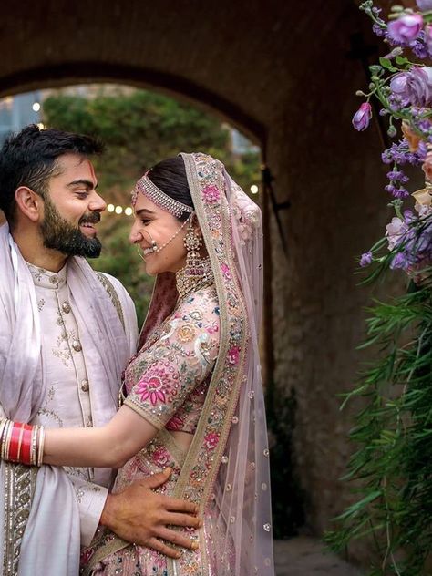 Virat Anushka Wedding, Virat Kohli Marriage, Virat Kohli Wife, Anushka Wedding, Virat Anushka, Indian Wedding Aesthetic, Anushka Sharma Virat Kohli, Anushka Sharma And Virat, Virat Kohli And Anushka