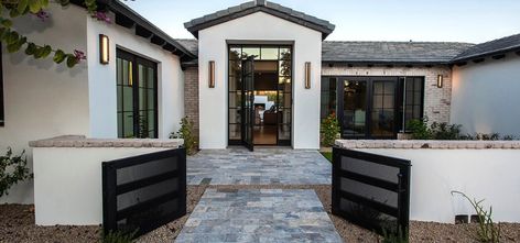 Front Courtyard Ideas to Create a Memorable Entry to Your Home — UDA Ltd. Front Yard Courtyard Ideas, Front Yard Courtyard Ideas Entrance, Front Courtyard Ideas, Front Yard Courtyard, Home Entrance Design, Kiva Fireplace, Courtyard Ideas, Front Courtyard, Home Entrance