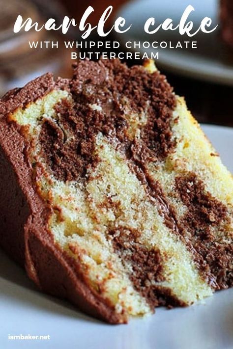 How to create the perfect moist Marble Cake? It doesn't have to be difficult! Follow this easy, pretty, and most certainly delicious homemade recipe to create a Marble Cake that people will love! These cakes are perfect for birthdays too! Whipped Chocolate Buttercream, Moist Marble Cake, Marble Cake Recipes, I Am Baker, Salty Cake, Marble Cake, Homemade Recipe, Chocolate Buttercream, Savoury Cake