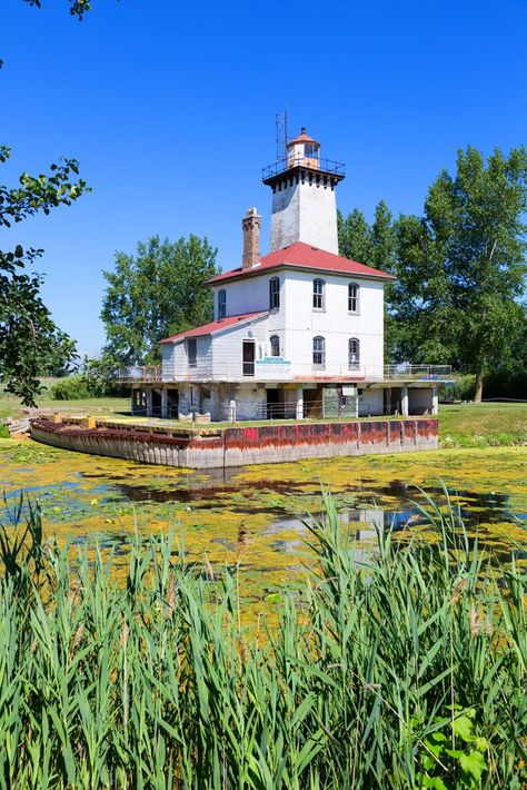 20 Best Things to do in Bay City, Michigan Bay City Michigan, Michigan State Parks, Frankenmuth Michigan, Bay County, Michigan Travel, Bay City, City Market, Recreational Activities, Veterans Memorial