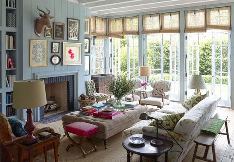 Living Room Country Chic, Living Room Country, French Eclectic, Practical Living Room, Cozy Living Room Furniture, Eclectic Decorating, Modern Country Living, Room Country, Country Style Living Room