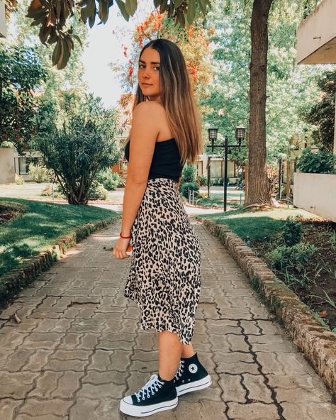 Outfits Con Tenis Converse, Outfit Con Converse, Converse Noir, Platform Outfit, Mode Converse, Outfit Converse, High Top Converse Outfits, Converse Style Women, Outfit Collage