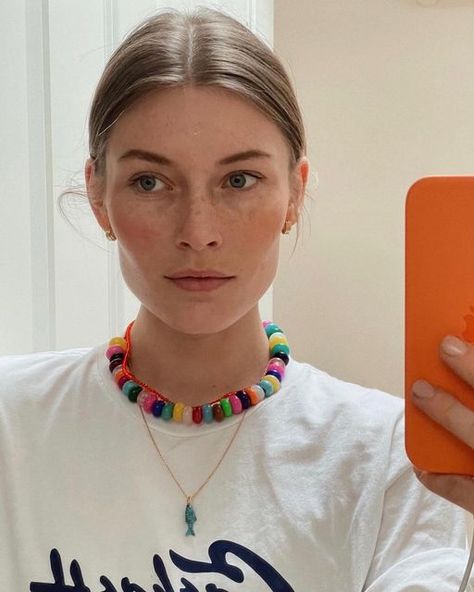 ANNI LU Jewelry on Instagram: "Shop The Look: @carolinelossberg 🌺 〰️ Discover Caroline's favorites from the Pacifico collection. She is wearing our Disco Necklace, Tangerine Dream Necklace & Fishy Necklace 🐬 Share your ANNI LU looks with us #annilu" Anni Lu Necklace, Bead Necklace Outfit, How To Wear Jewelry, Disco Necklace, Beaded Necklace Outfit, Dream Necklace, Style Inspiration Spring Summer, Tangerine Dream, Diy Jewelry Rings