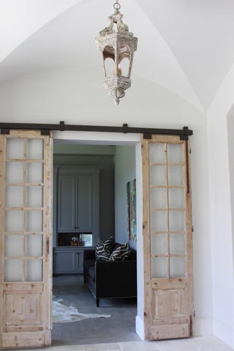 Modern and Rustic Interior Sliding Barn Door Designs Interior French Doors, Interior Sliding Barn Doors, Barn Door Designs, Vintage Doors, Dekorasi Kamar Tidur, Door Designs, Open Door, French Doors Interior, Old Doors