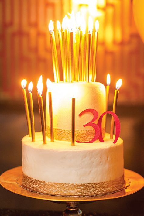 Cute 30 cake. Cake With Candles, 30th Bday Party, Golden Birthday Parties, 30th Birthday Bash, Gold Birthday Cake, 30th Party, 30th Birthday Party, Turning 30, Party Hostess