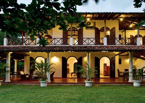 Tropical Colonial House, Summer Balcony, Tropical Colonial, Terracotta Floors, Colonial House Exteriors, Two Story House Design, Tropical House Design, Exterior Facade, House Front Porch