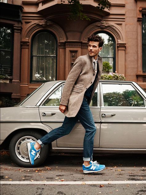 London Road Type Trainers Check more at https://howcandothis.com/manstyle/london-road-type-trainers/ Red Shoes Outfit Men, Chinos Men Outfit, Red Shoes Outfit, Casual Elegant Style, Outfit Sneakers, Sports Outfit, New Balance Style, New Balance Outfit, London Road