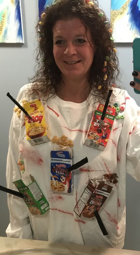 Cereal Killer Cereal Killer Halloween Costume, Cereal Killer Costume, Cereal Killer Halloween, Killer Costume, Spooky Outfits, Pun Costumes, Halloween Puns, Teacher Halloween Costumes, Fun Office