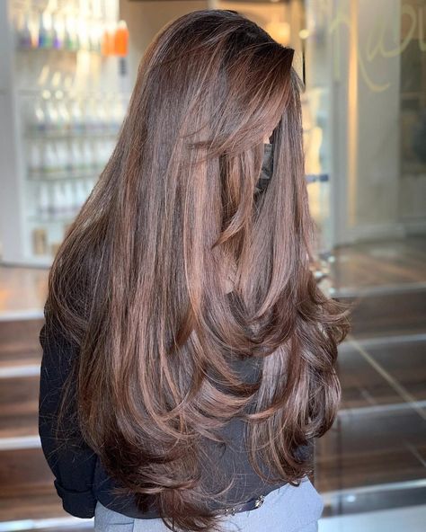 Quick Hair Growth, Pretty Hair Cuts, Haircuts For Long Hair With Layers, Hair Inspiration Long, Long Hair Pictures, Hairstyles For Layered Hair, Bun Hairstyles For Long Hair, Hairdo For Long Hair, Haircuts Straight Hair