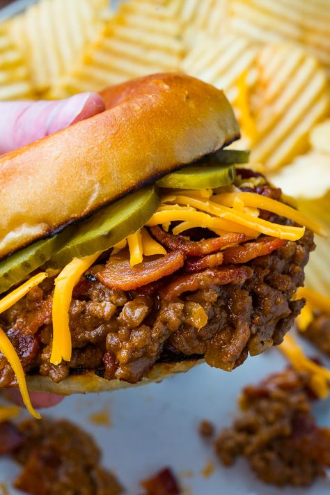 Bacon Cheeseburger Sloppy Joes Bacon Cheeseburger Sloppy Joes, Cheeseburger Ideas, Cheeseburger Sloppy Joes, Cheese Burgers, Closet Cooking, Best Sandwich Recipes, Beef Sauce, Food Cookies, Burger Toppings