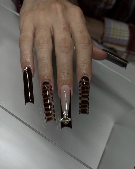 Black Bling French Tip Nails, Brown And Black Nail Designs, Brown Croc Nails, Long Black Nail Ideas, Black Croc Nails, Long Acrylic Nail Designs, Drip Nails, Liner Brush, Grunge Nails