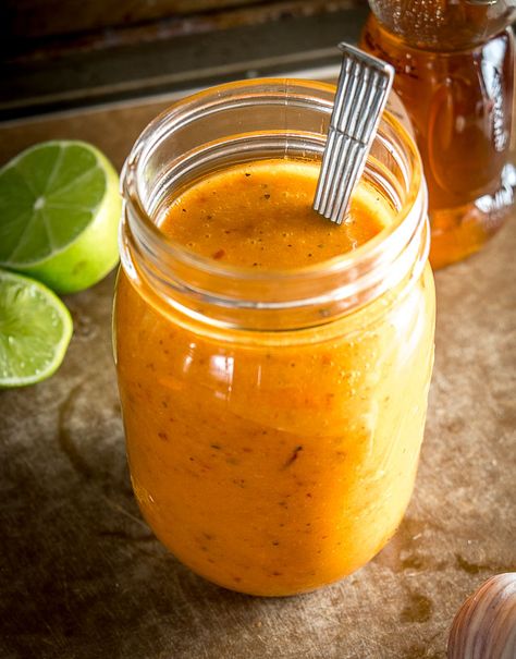 Chipotle Honey Vinaigrette -- Copycat Recipe | Mexican Please Chipotle Honey Vinaigrette, Chipotle Dressing Recipe, Mexican Salad Dressings, Chipotle Salad Dressing, Chipotle Restaurant, Chipotle Salad, Chipotle Copycat Recipes, Chipotle Vinaigrette, Restaurant Salad