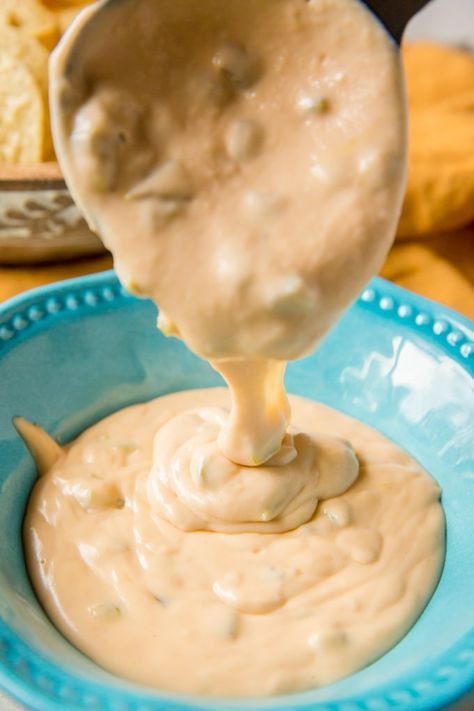 Jalapeno Nacho Cheese Sauce, Spicy Cheese Sauce Recipe, Jalapeño Cheese Sauce, Jalapeno Cheese Sauce, Spicy Cheese Sauce, Queso Recipes, Mexican Queso, Cheese Sauces, Stomach Rumbling