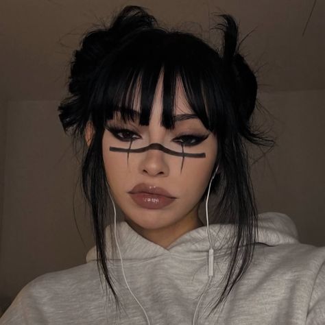 Anime Cosplay Makeup, Anime Makeup, Anime Halloween, Idee Cosplay, Nike Jordan Retro, Profile Pictures Instagram, Halloween Inspo, Maquillage Halloween, No Eyeliner Makeup