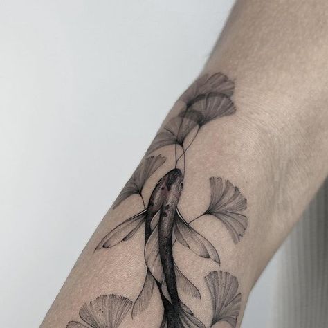 D O T // Tattoo Artist ✍🏻 on Instagram: "F I S H done at @laserreparis Thanks @aurorebnx Booking : contact@laserrepanam.com #fish #tattooparis #ginkgo #paristattoo #tatouage #paris #koifish" Koi Fish Wrap Around Tattoo, Ginkgo Tattoo Minimal, Ginkgo Tattoo, Ginkgo Branch Tattoo, Fine Line Ginko Tattoo, Ginko Leaf Tattoos, Ginko Leaves Tattoos, Paris Tattoo, Branch Tattoo