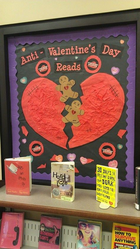 Anti Valentine's Day Library Display Valentines Library, Library Technician, Library Valentines, Teen Library Displays, Librarian Ideas, School Library Bulletin Boards, Valentine Bulletin Boards, Passive Programs, Valentines Day Bulletin Board