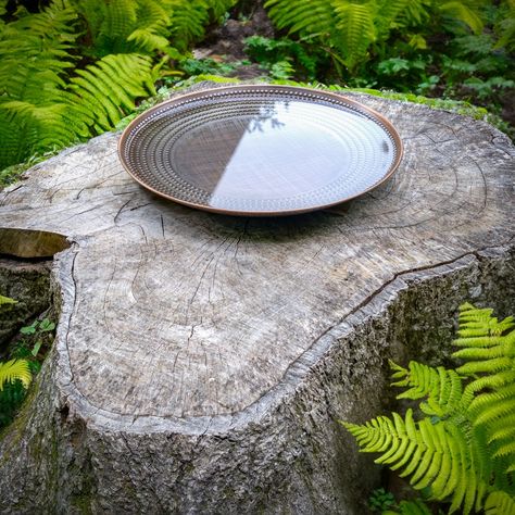 Introduce tranquility to your avian companions with this exquisite copper basin. Crafted with the utmost care, the inner surface of this birdbath features delicate hand-punched, beaded embellishments, gracefully adorning the dark brass, rubbed exterior. Diy Garden Fountains, Linen Design, Garden Poles, Beaded Embellishments, Metal Workers, Bird Bath Garden, Rain Chain, Copper Finish, Garden Gates