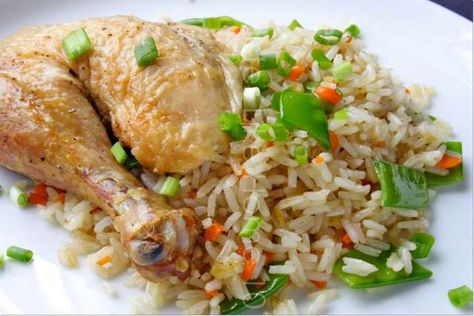 DIY recipes: How to prepare Ghanaian fried rice and chicken – Food – Pulse Veg Fried Rice, Chicken Fried Rice Recipe, Vegetable Fried Rice, Vegetable Rice, Chicken Fried Rice, Grain Foods, Baked Chicken Recipes, Roast Chicken, Poultry Recipes