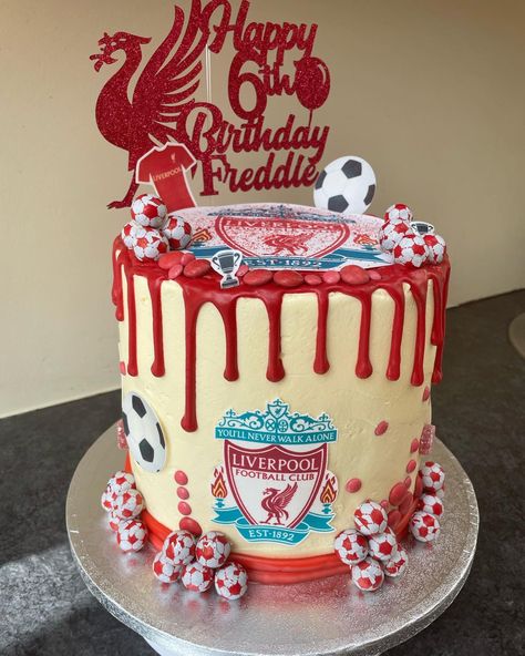 Liverpool Birthday Cake, Liverpool Fc Cake, Liverpool Cake, Liverpool Girls, Football Birthday Cake, Birthday Cake Decorations, Soccer Cake, Boy Cake, Baby Boy Cakes